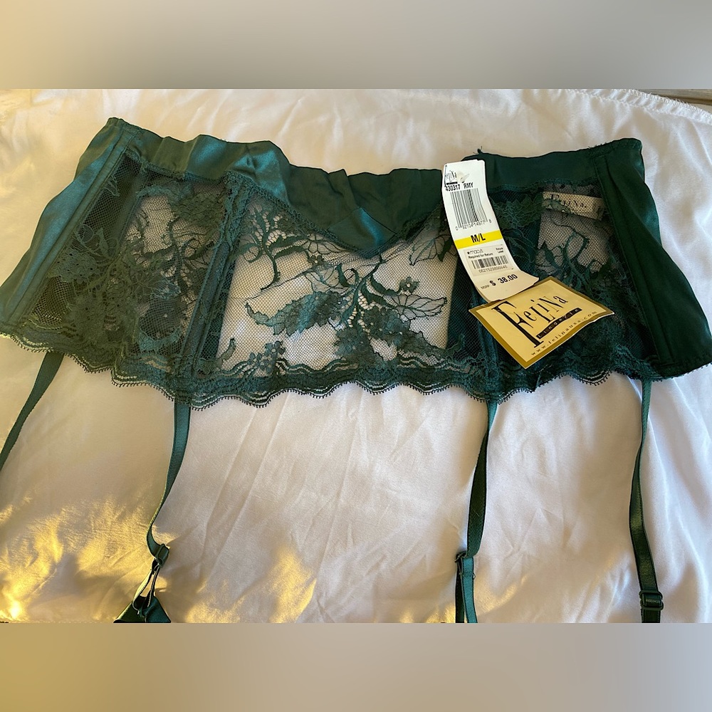 Emerald Green Garter Belt
